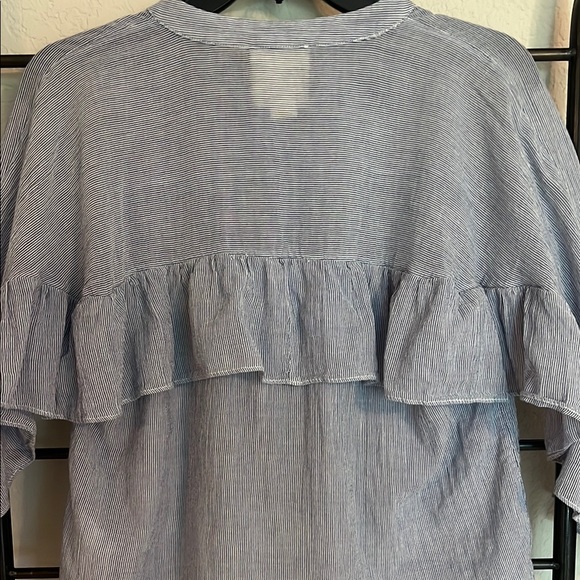 Anthropologie -Maeve Blue & white Ruffled Blouse with Bell Sleeves - Picture 4 of 7